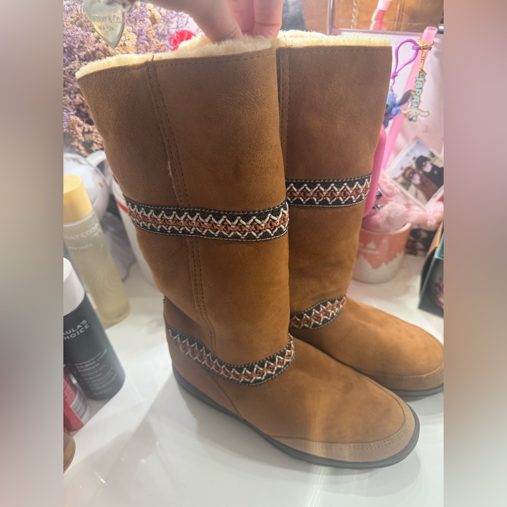 ugg boots sundance revival 5605